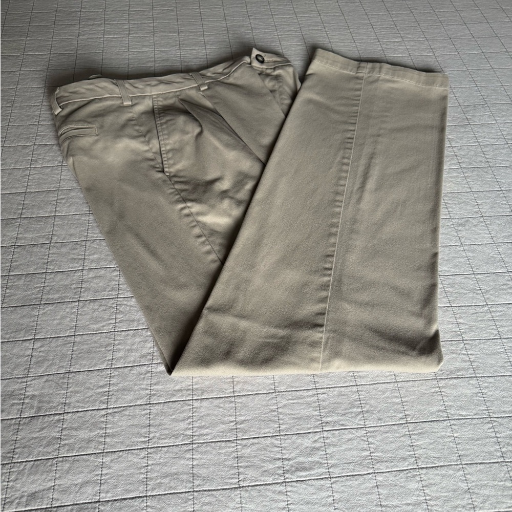 Croft & Barrow Men's Khaki Chinos